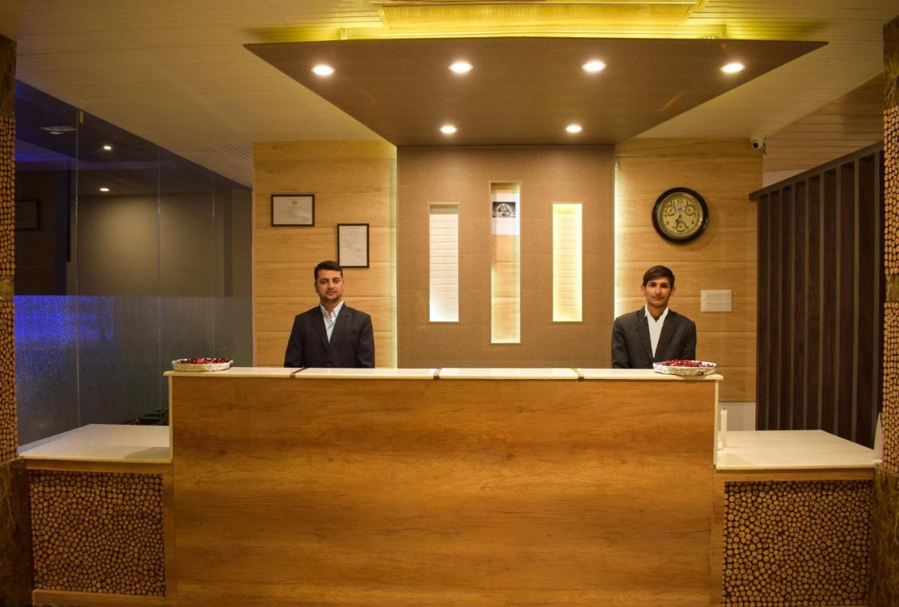 Aachman Nature Valley Resort, Mashobra Shimla Buitenkant foto